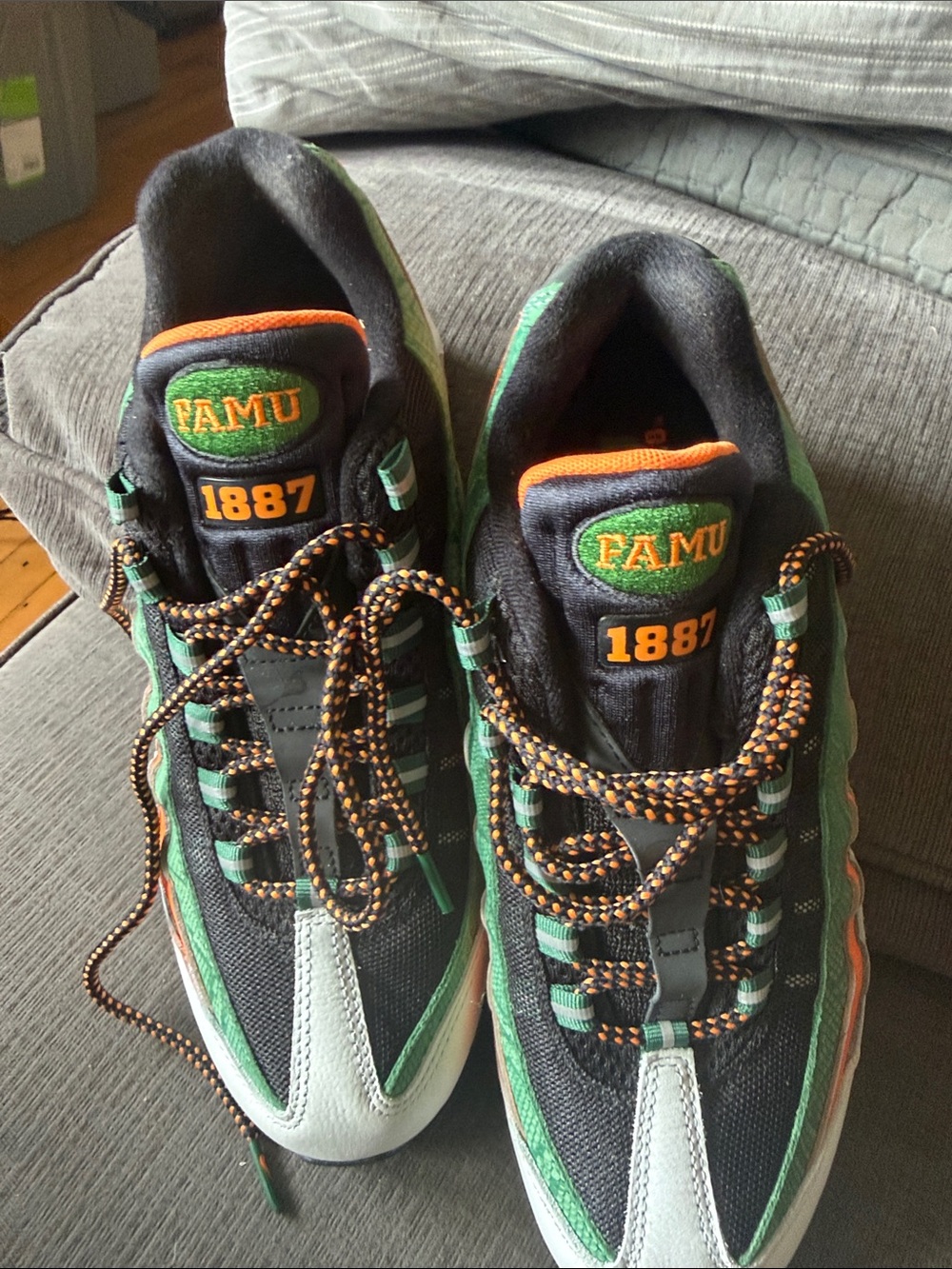 Nike Famu Air Max